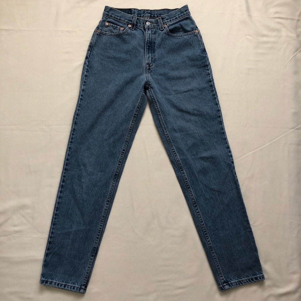 Vintage Levi’s 512 Slim Fit Tapered Leg Je…